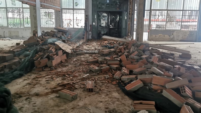 ΑΠΘ: Γκρέμισαν τους τοίχους στο «Στέκι στο Βιολογικό»